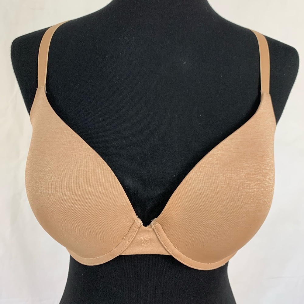 Victoria’s Secret uplift semi Demi bra 32DDD